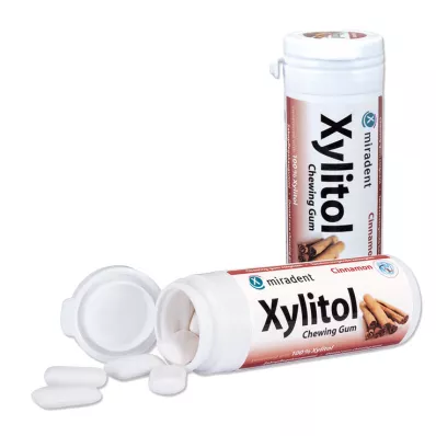 MIRADENT Žvečilni gumi Xylitol Cinnamon, 30 kosov